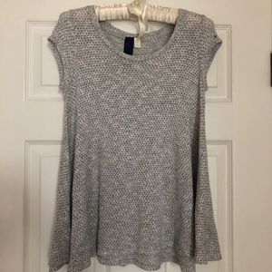 Short Sleeve Sweater Top